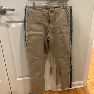 Cropped equestrian style, beige khakis